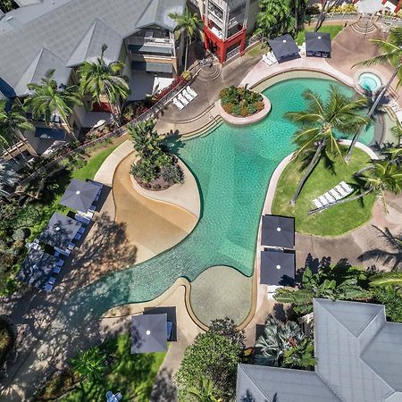 Mantra Amphora Hotel Palm Cove Exterior photo